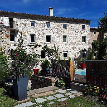 Le Mas de la Musardiere chambres d hotes Les Assions Extérieur photo