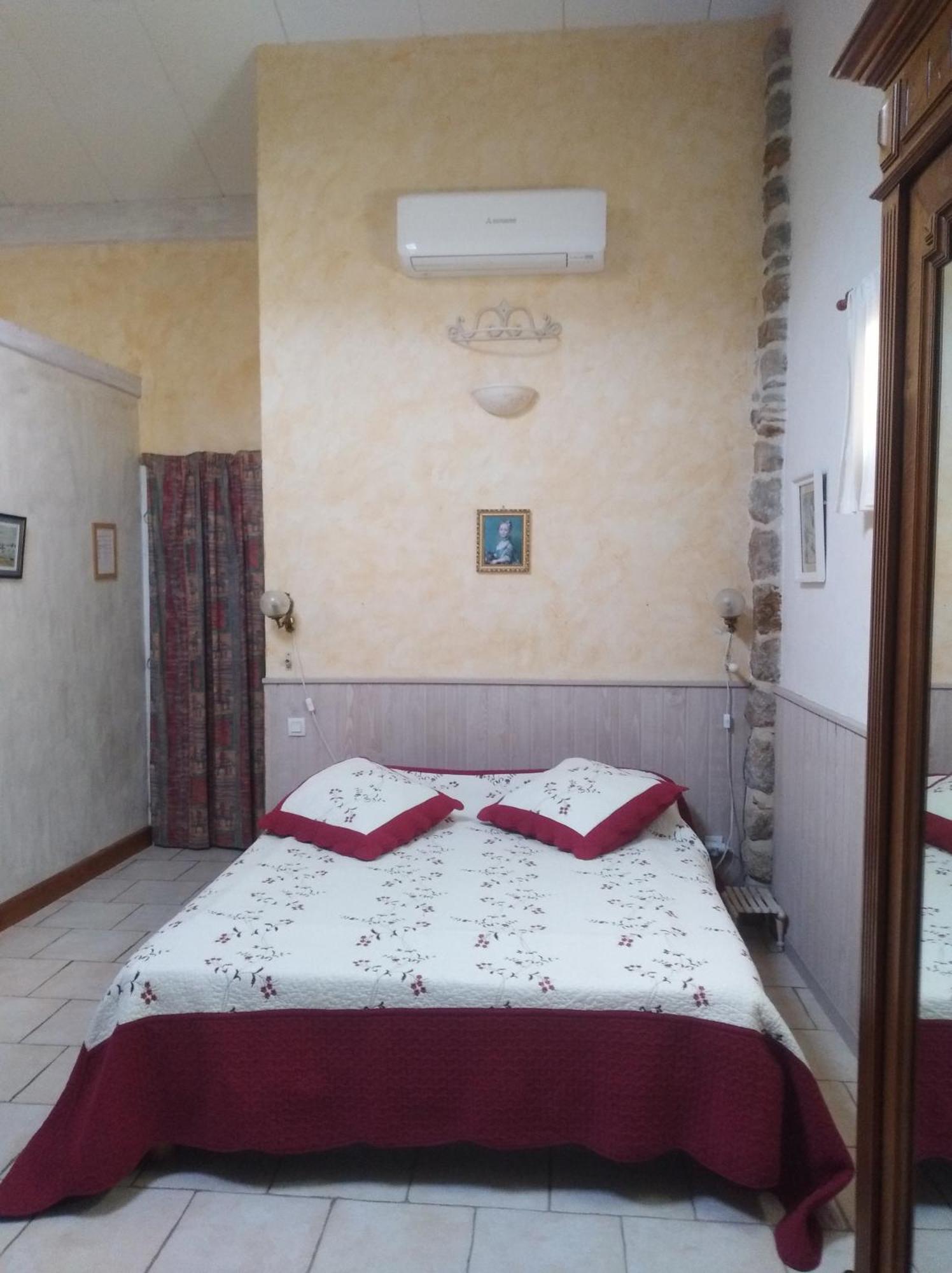 Le Mas de la Musardiere chambres d hotes Les Assions Extérieur photo