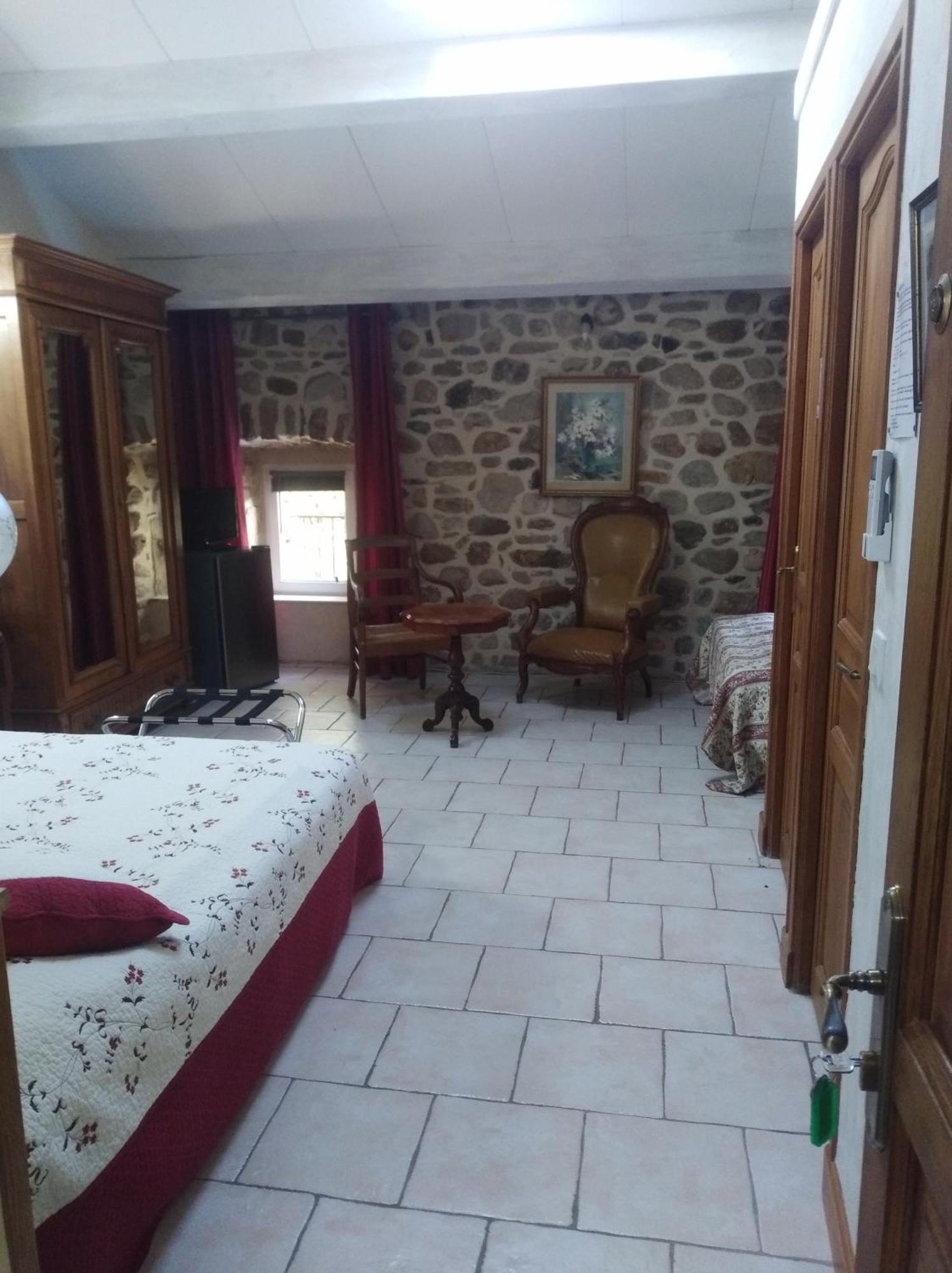 Le Mas de la Musardiere chambres d hotes Les Assions Extérieur photo