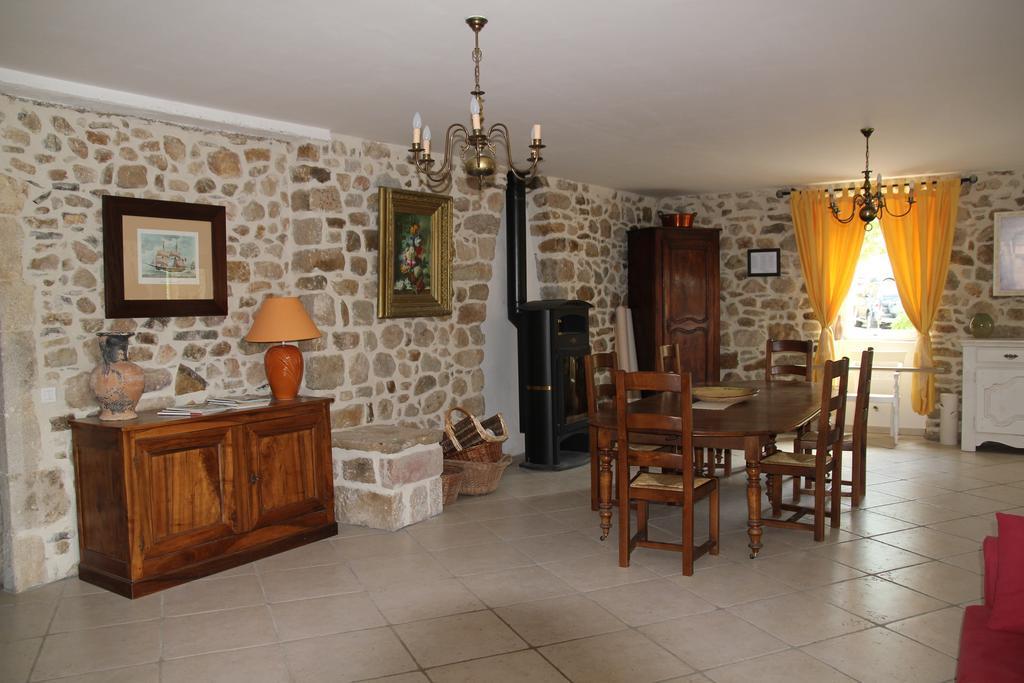 Le Mas de la Musardiere chambres d hotes Les Assions Extérieur photo